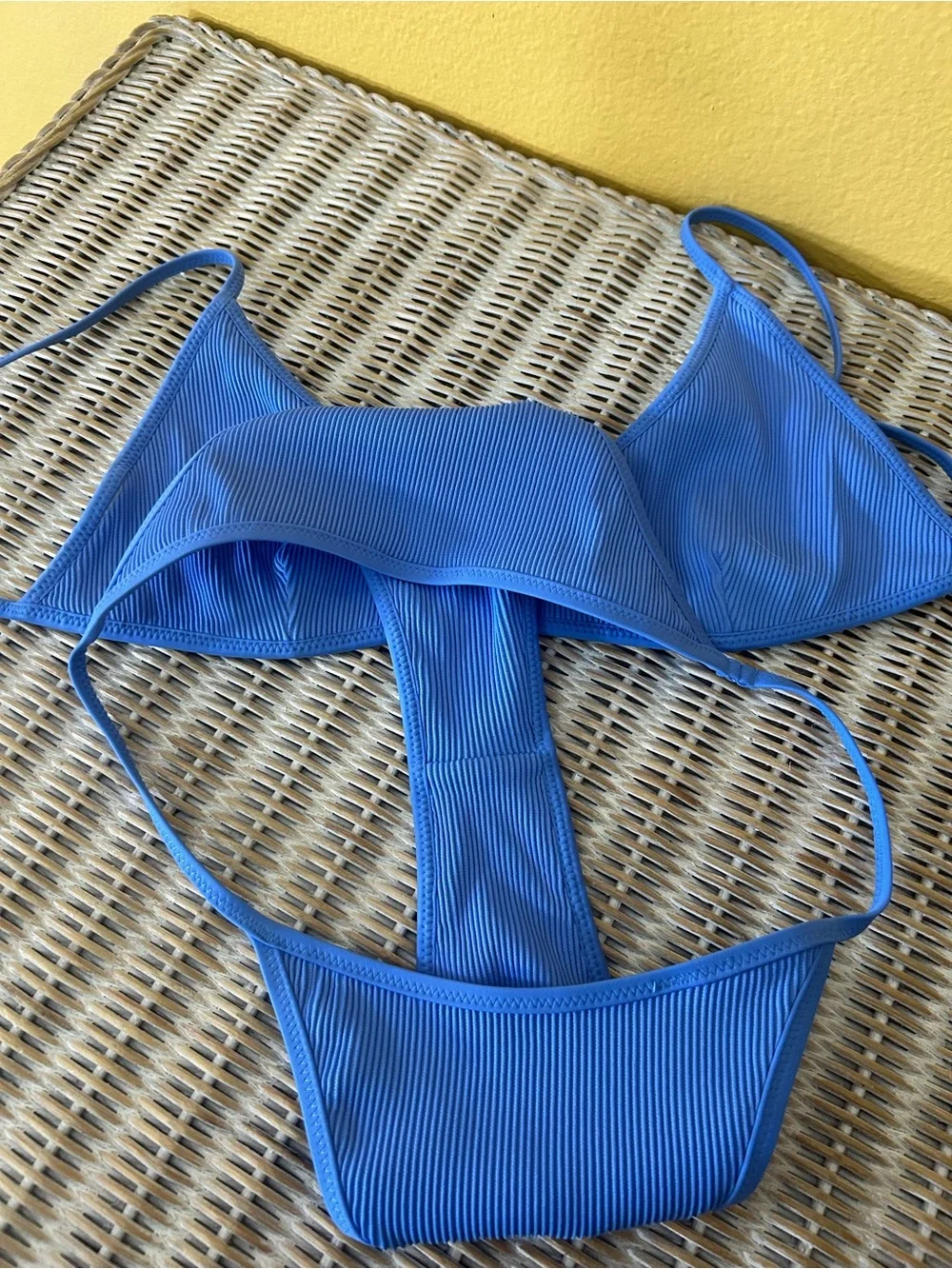 Kulani Kinis Ribbed Blue Bikini Set Size Small | Like New Coatsal resortwear